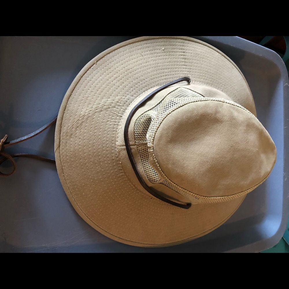 Dorfman Pacific large sun/fishing/yard work hat.